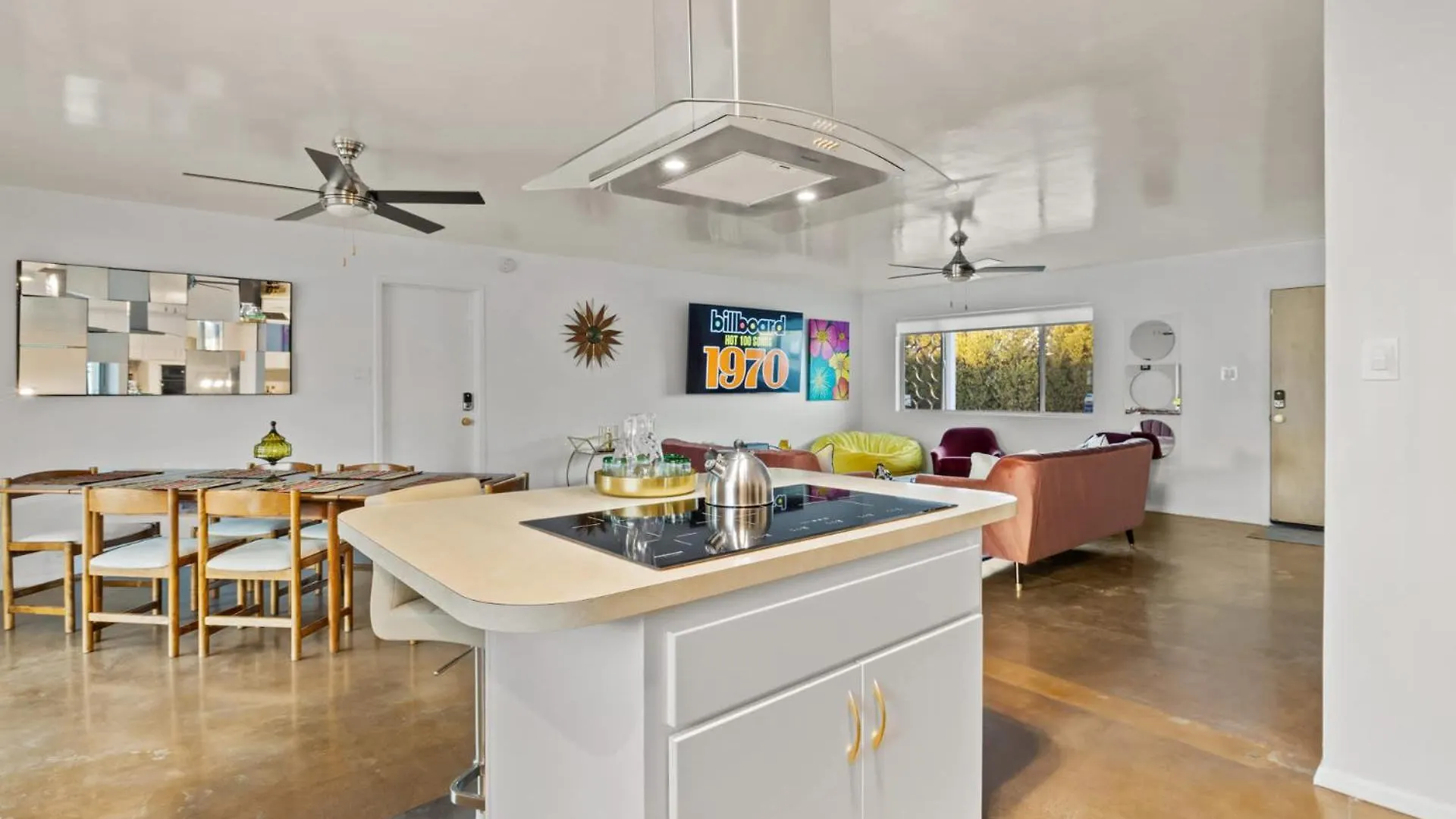 Desert Mirage Home -Retro Chic With Pool Grille & Bocce Scottsdale Semesterbostad